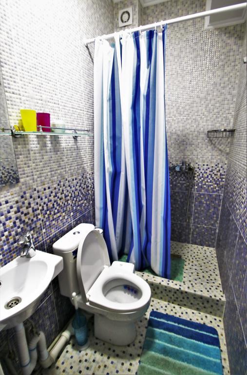 Tiny Hotel Bishkek Bagian luar foto