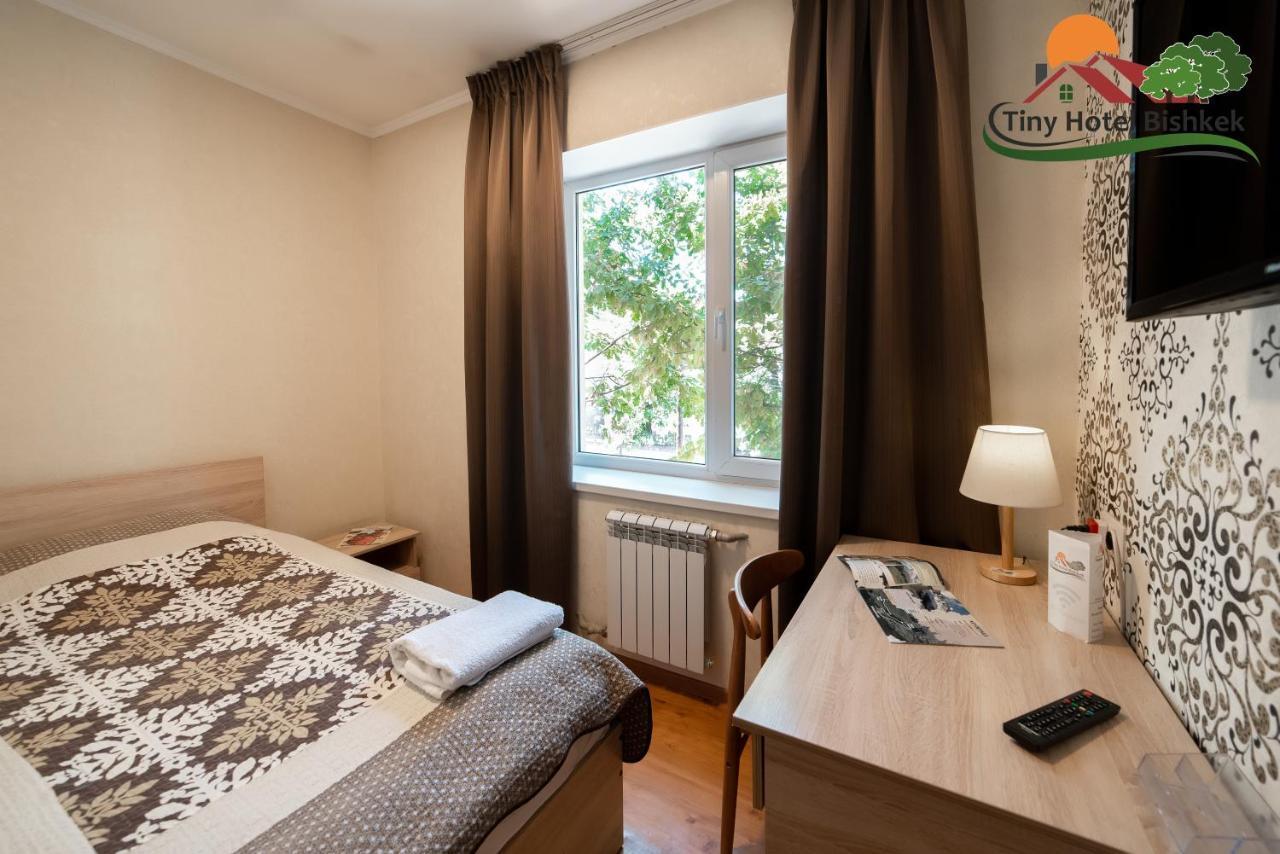 Tiny Hotel Bishkek Bagian luar foto