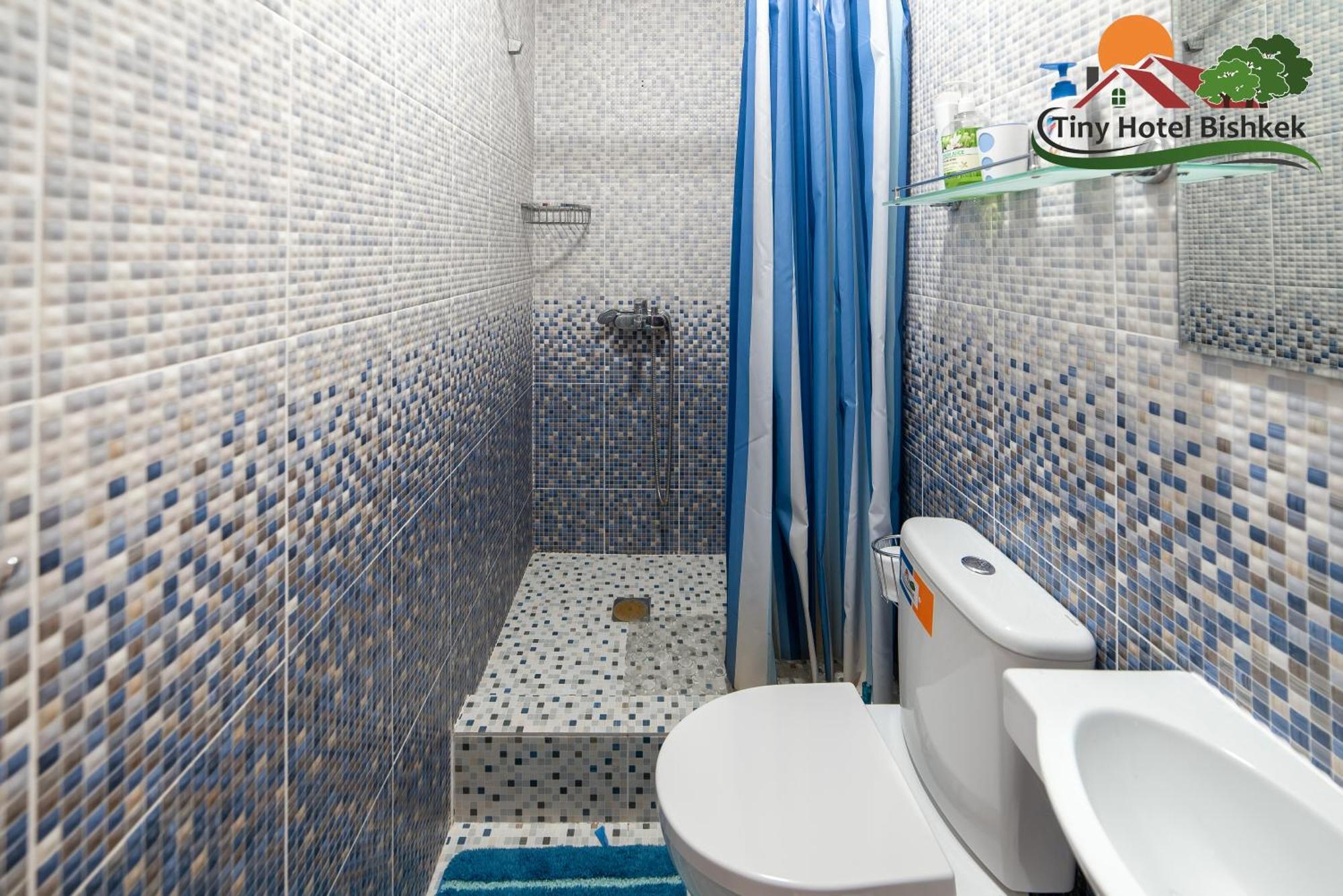 Tiny Hotel Bishkek Bagian luar foto