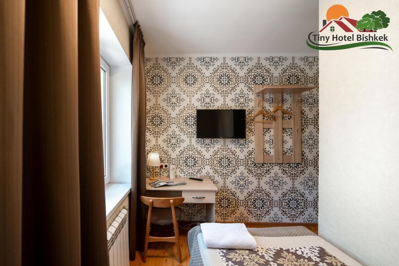 Tiny Hotel Bishkek Bagian luar foto