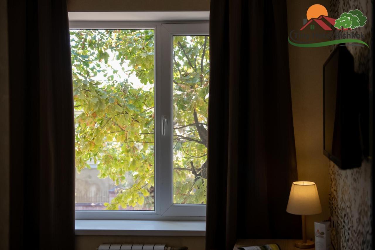 Tiny Hotel Bishkek Bagian luar foto
