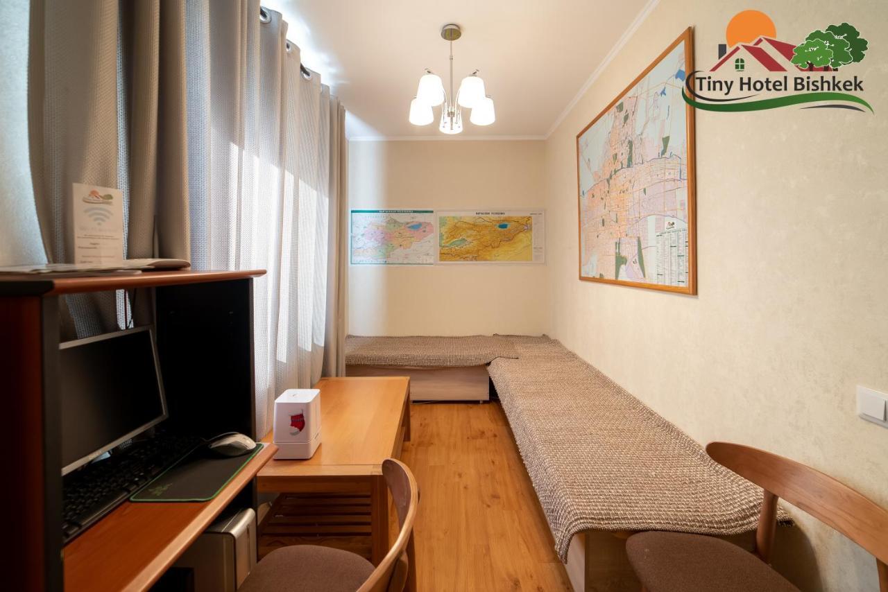 Tiny Hotel Bishkek Bagian luar foto