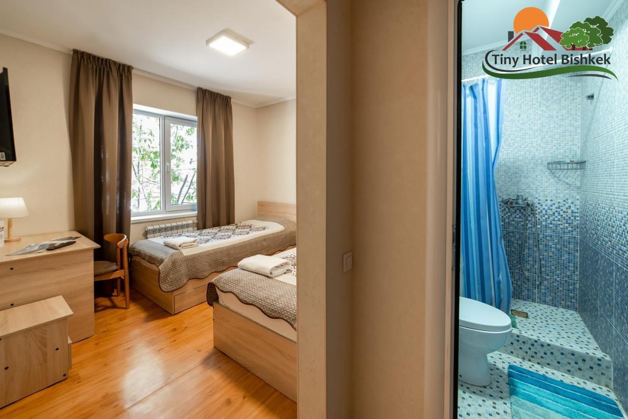 Tiny Hotel Bishkek Bagian luar foto